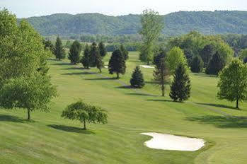 Hotel At Lenape Heights-golf And Event Center 4*