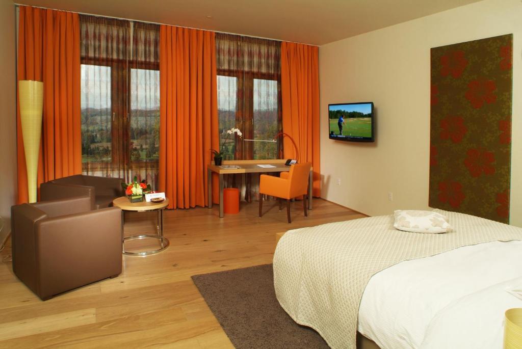At Lenape Heights-golf And Event Center 4*