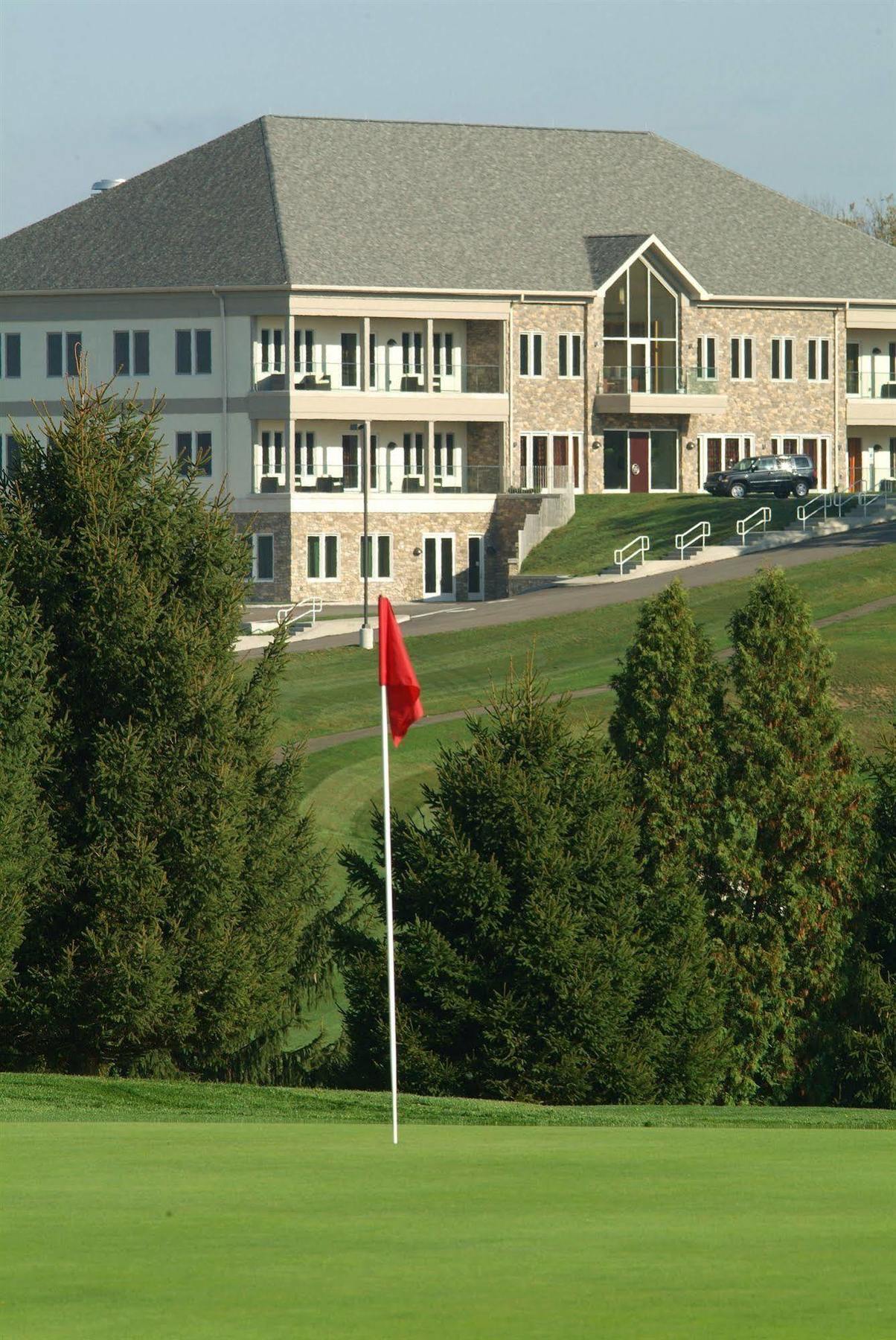 At Lenape Heights-golf And Event Center 4*