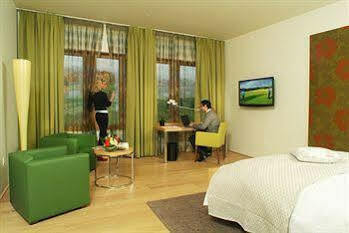 Hotel At Lenape Heights-golf And Event Center